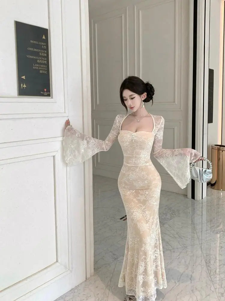 French Vintage Long Sleeved Dress