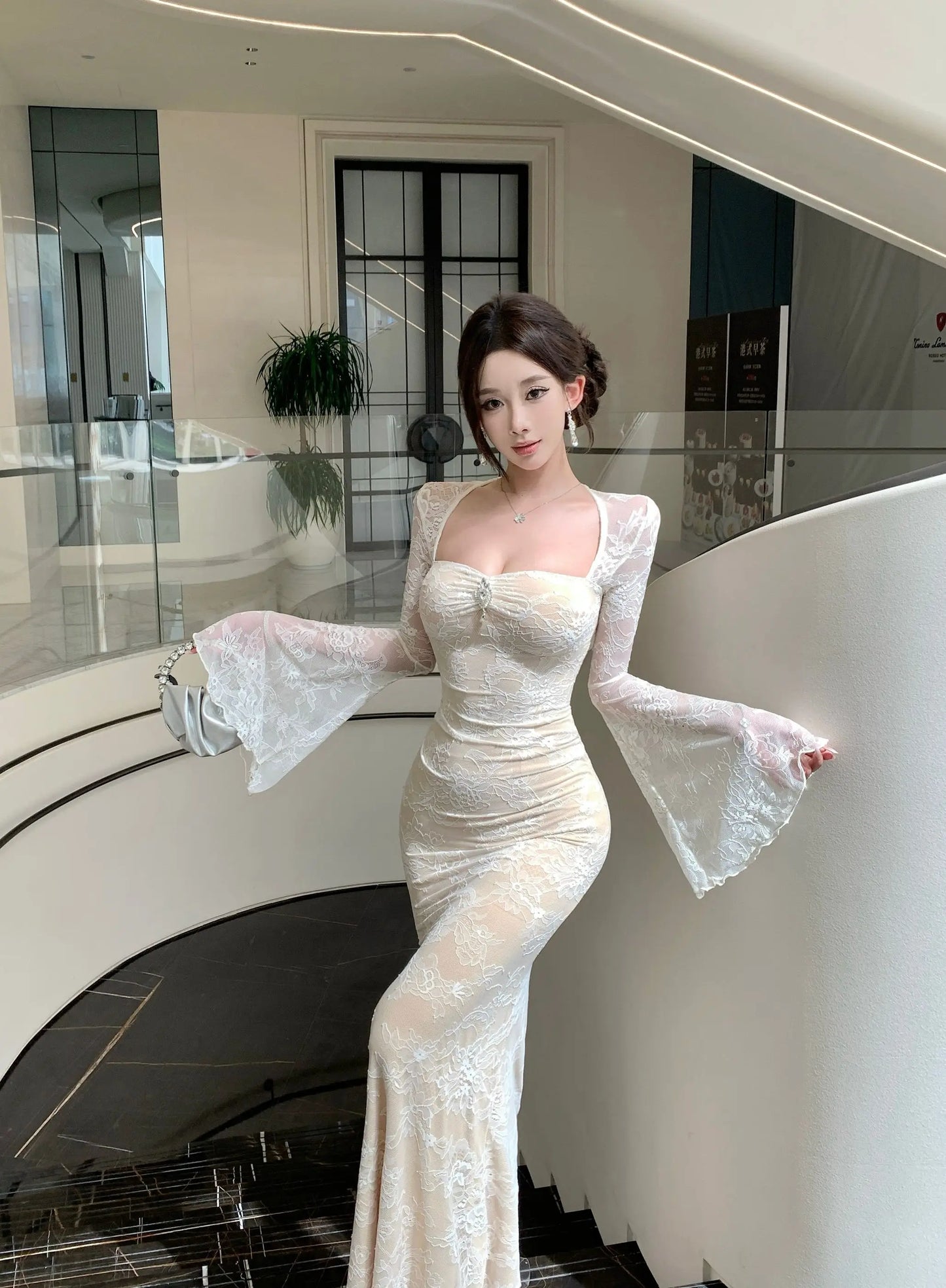 French Vintage Long Sleeved Dress