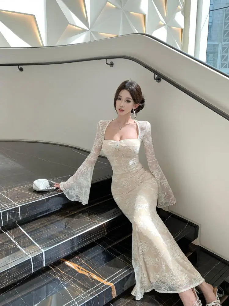 French Vintage Long Sleeved Dress